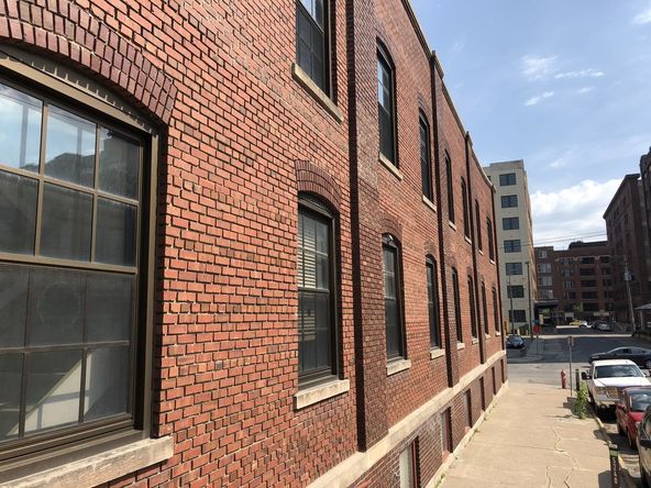 Sherwin Williams Building: 701 3rd Street North, Minneapolis, MN 55401